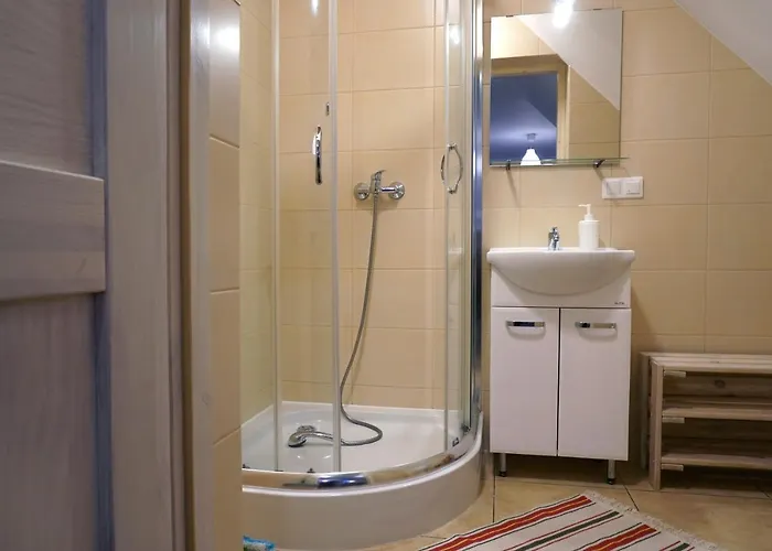 农家乐 Daniel Owo