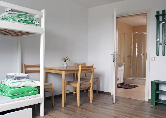 Daniel Owo 农家乐 Lipusz